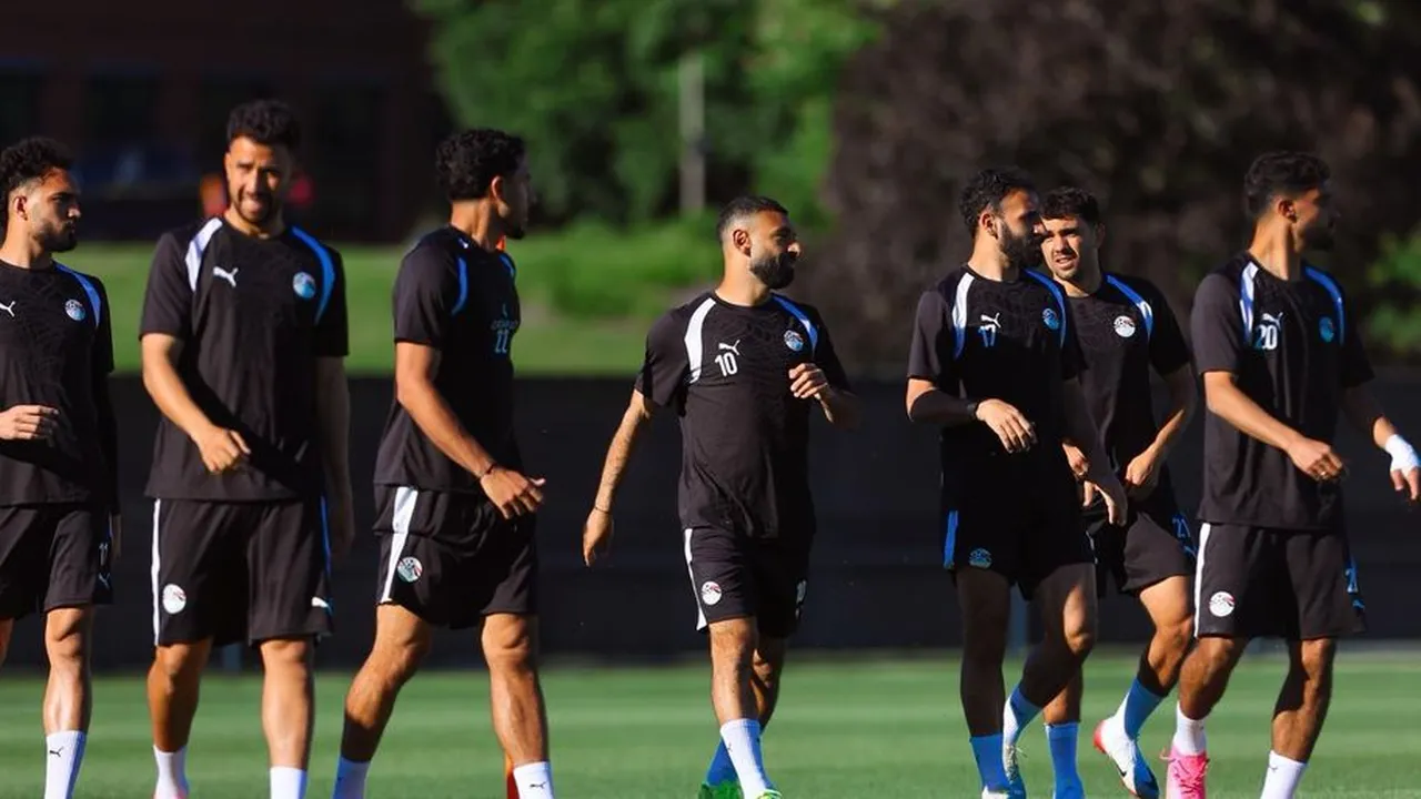 منتخب مصر يغادر إلى كندا استعدادًا لمواجهة نيوزيلندا القادمة